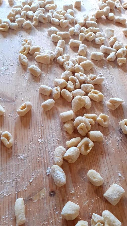 B&B La Vecchia Quercia Home Restaurant Fornovo di Taro Dış mekan fotoğraf